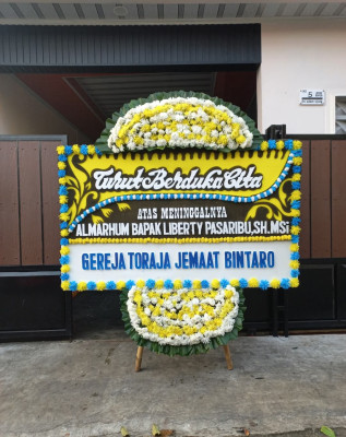 Papan Bunga Duka di Bolang